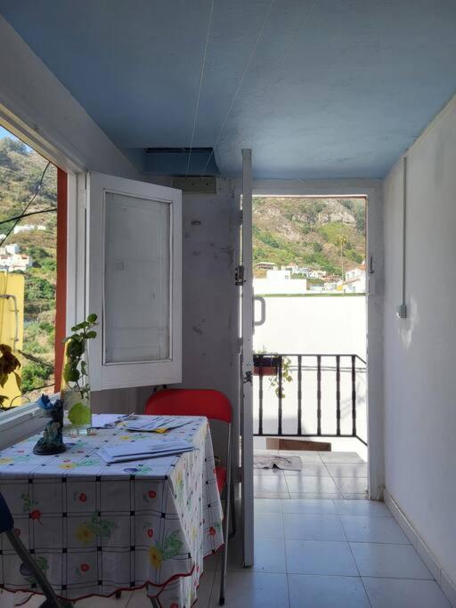 Casa En Teror Centrica Turismo De Ciudad Y Bosques Apartment Luaran gambar